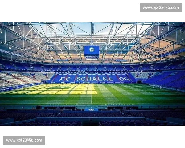 高清流畅足球赛事直播APP下载畅享实时精彩对决全程不漏每一球 - 副本 - 副本 - 副本 (15) - 副本